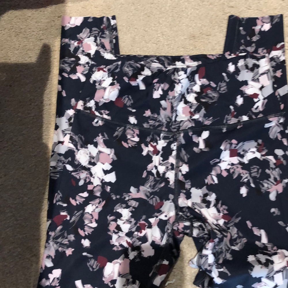 Athleta yoga pants